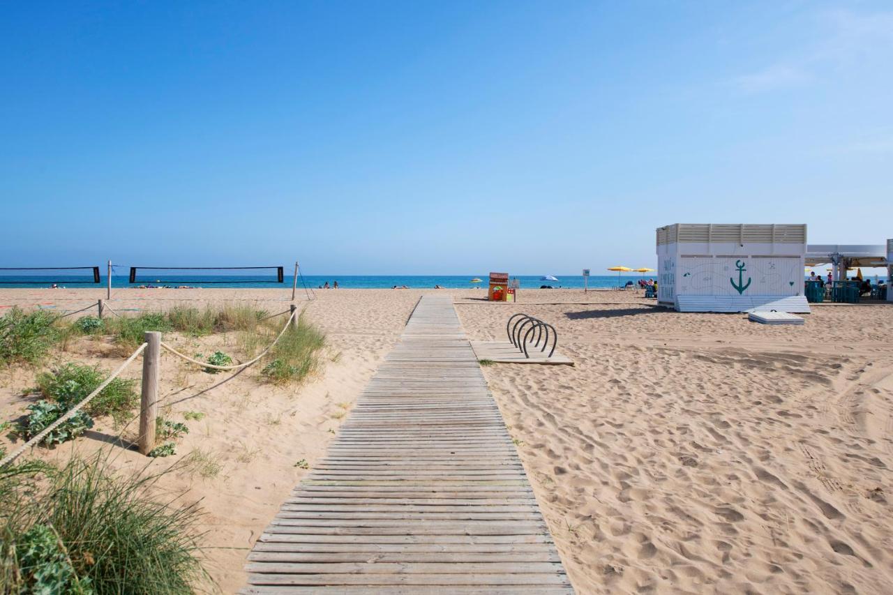Apartamentos Marplana Castelldefels Ngoại thất bức ảnh