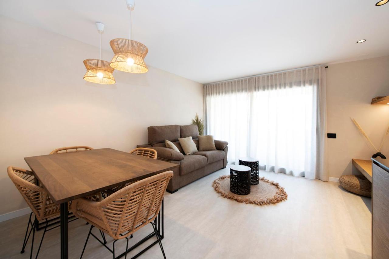 Apartamentos Marplana Castelldefels Ngoại thất bức ảnh