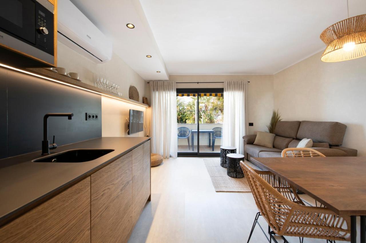 Apartamentos Marplana Castelldefels Ngoại thất bức ảnh