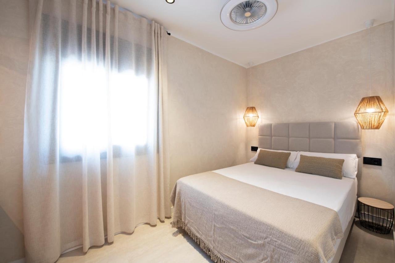 Apartamentos Marplana Castelldefels Ngoại thất bức ảnh