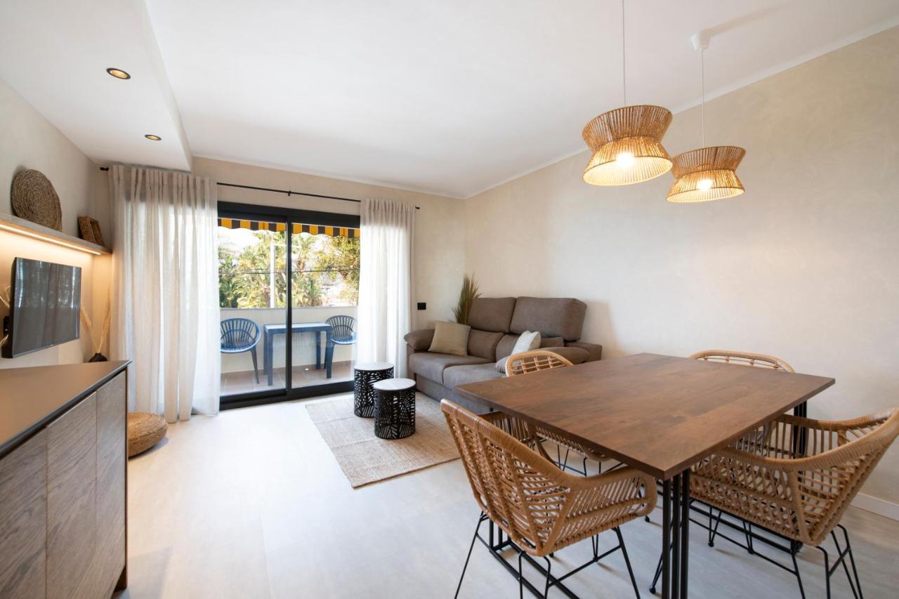 Apartamentos Marplana Castelldefels Ngoại thất bức ảnh