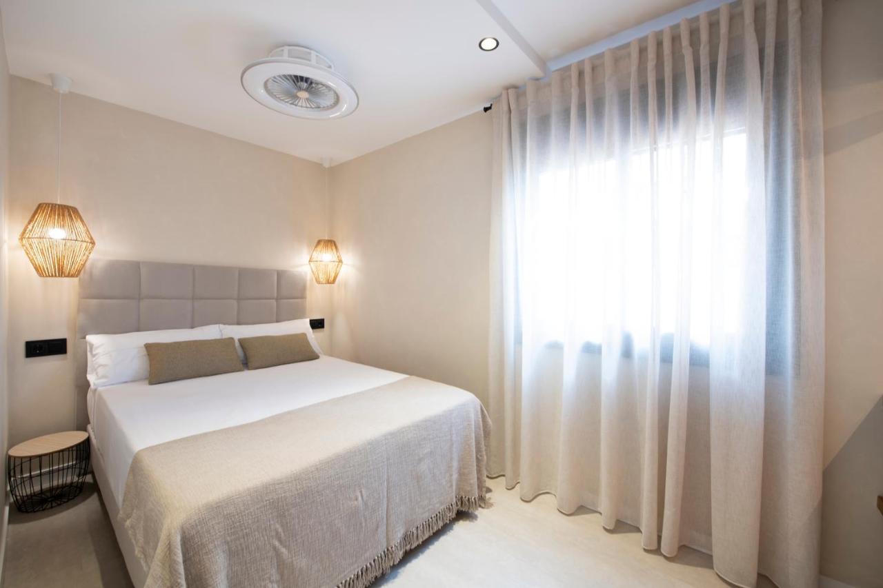 Apartamentos Marplana Castelldefels Ngoại thất bức ảnh